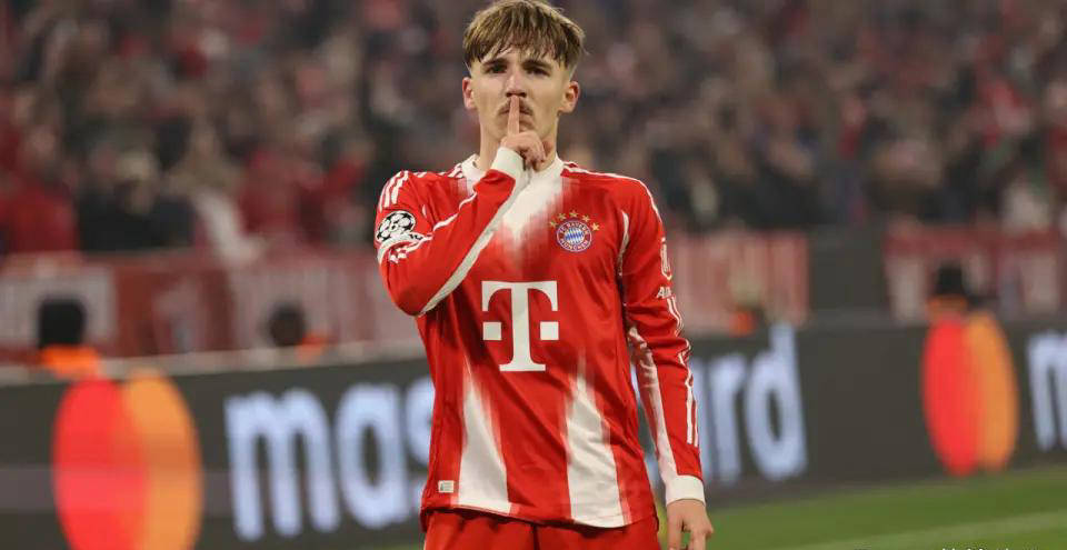 拜仁新星崛起!17岁欧冠三连击打破姆巴佩纪录,3个月身价飙升13倍